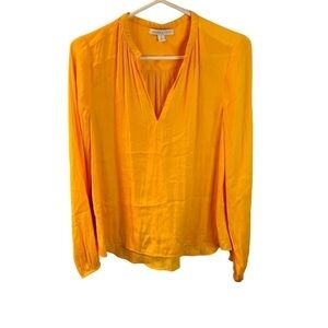𝅺chelsea & Violet long sleeve button down blouse size Small